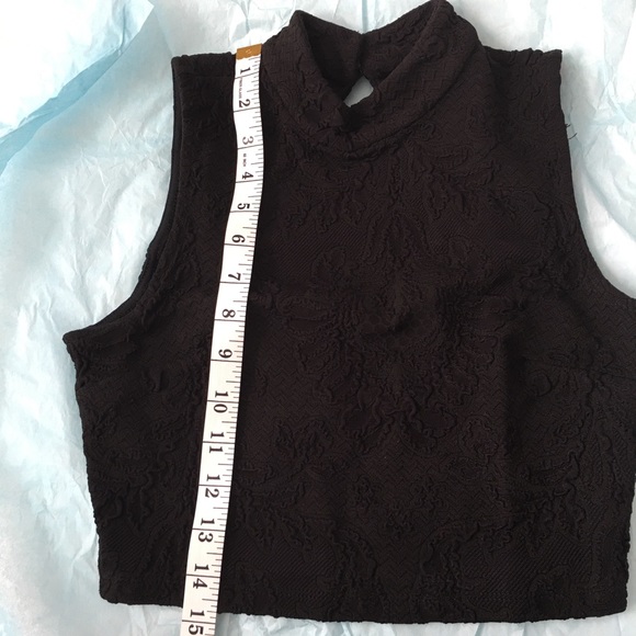 Bebe black cropped top size extra small - Picture 12 of 12